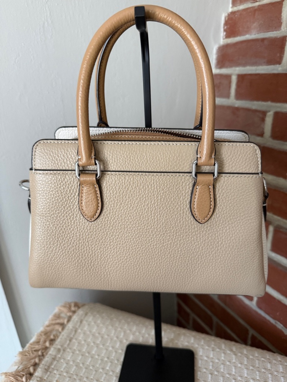 Coach Mini Christie Carryall Satchel Beige Tan Pebbled Leather - Picture 3 of 8